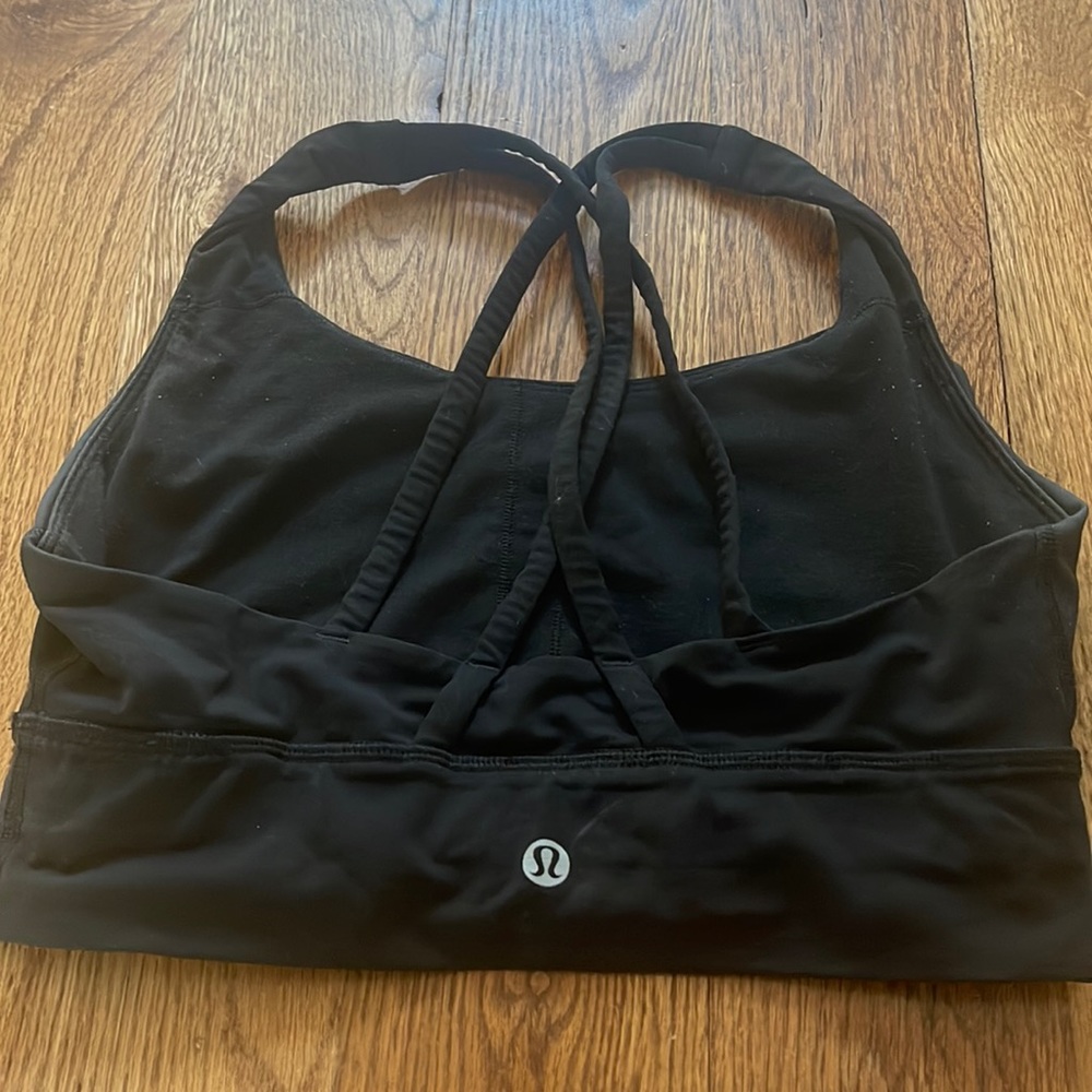 Lululemon black sports bra size 6 with strappy back